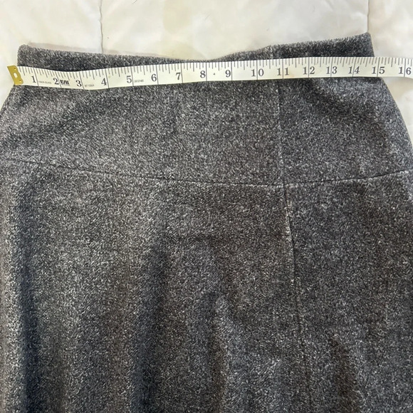 Loft Heather Tweed Skirt size small gray and black, mini Aline skirt - Picture 4 of 5